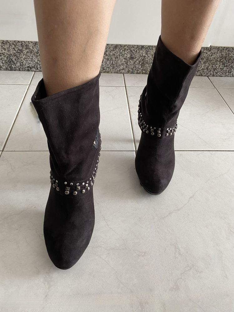 Botas Mulher Usadas