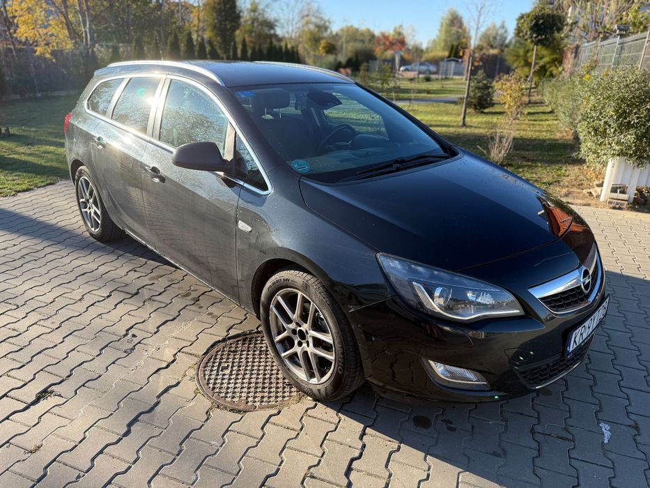 Opel Astra Opel Astra J  2011  1.4 LPG