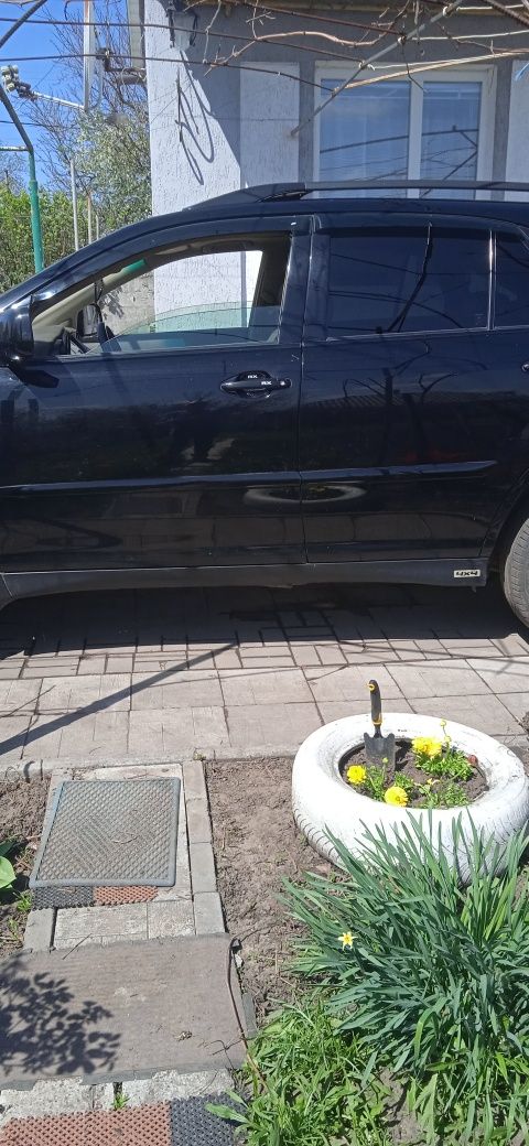 Продам терміново авто Lexus rx300