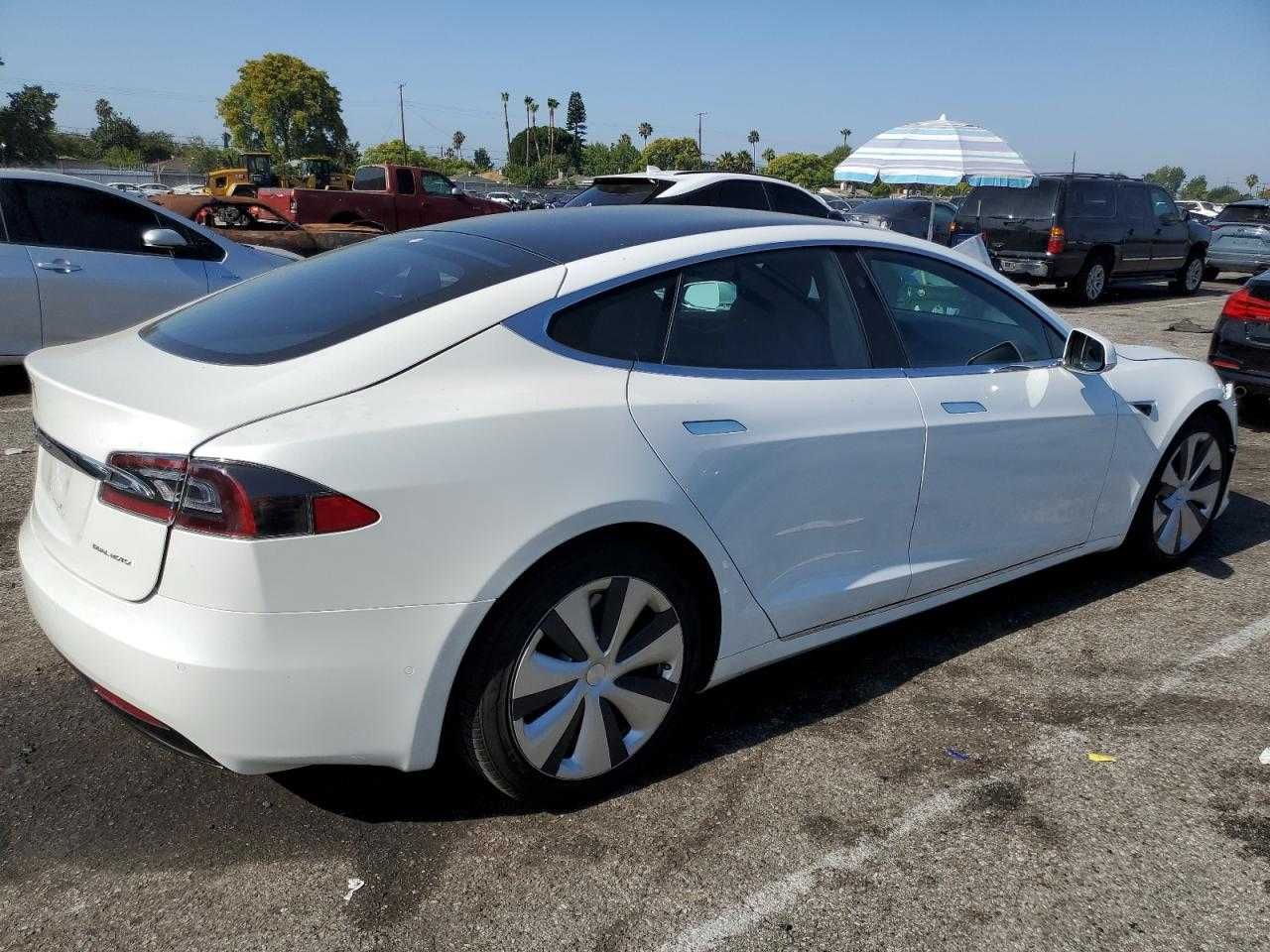 TESLA MODEL S 2021 року випуску