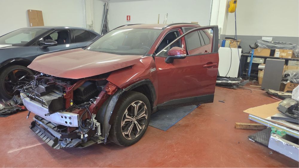 Toyota Rav 4  2023r Suzuki Across 2.5 306KM