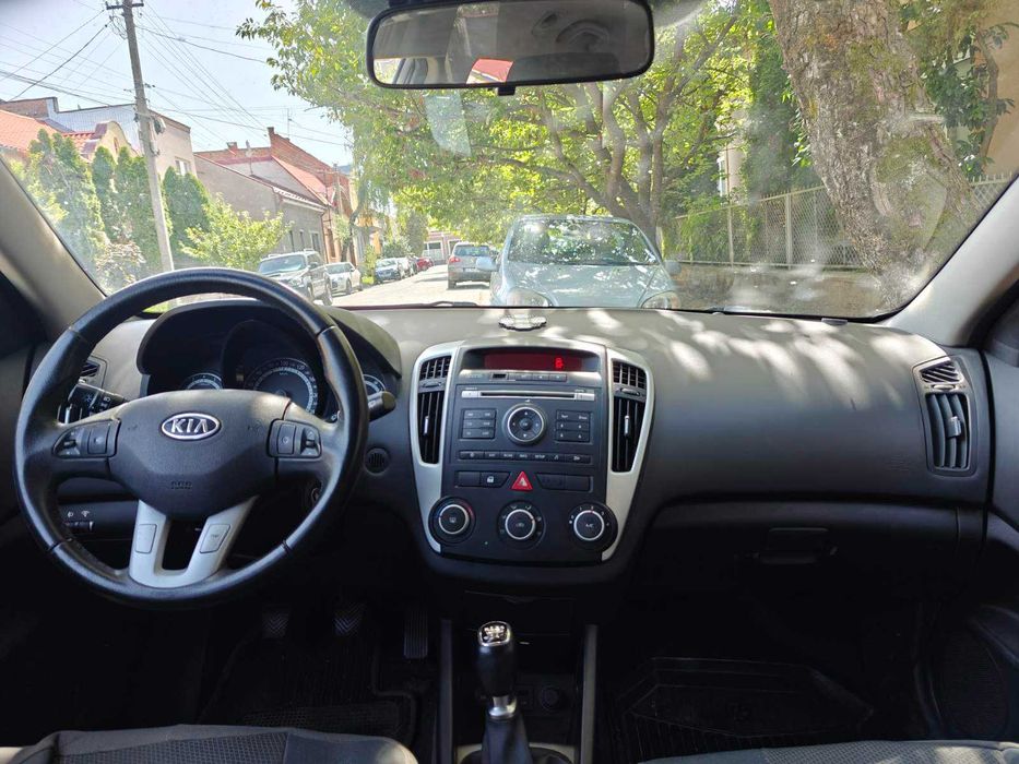Kia Ceed SW 2009 (універсал)
