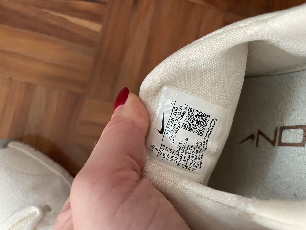 Nike metcon 6 bege NR 38
