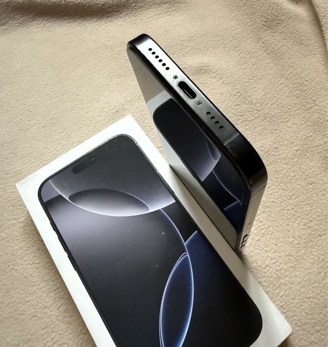 iPhone 16 Pro Max 512GB Black Titanium