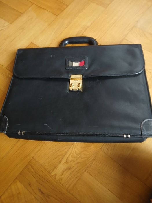 Портфель чоловічий.