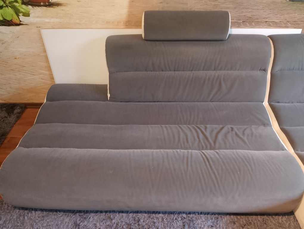 Duża 2 częściowa sofa narożnik