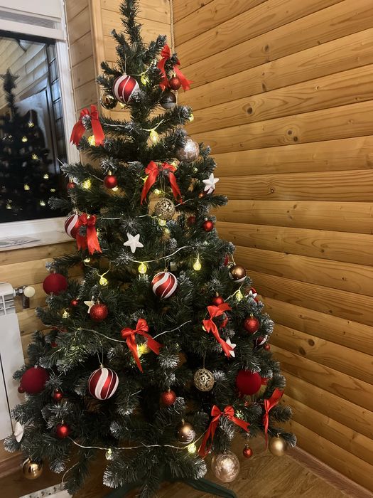 Ялинка штучна 1.80