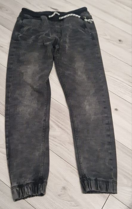 Spodnie Cropp 30/32 skinny jogger czarne