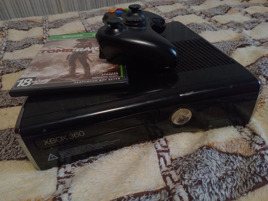 Б/у Xbox 360 в хорошем состоянии