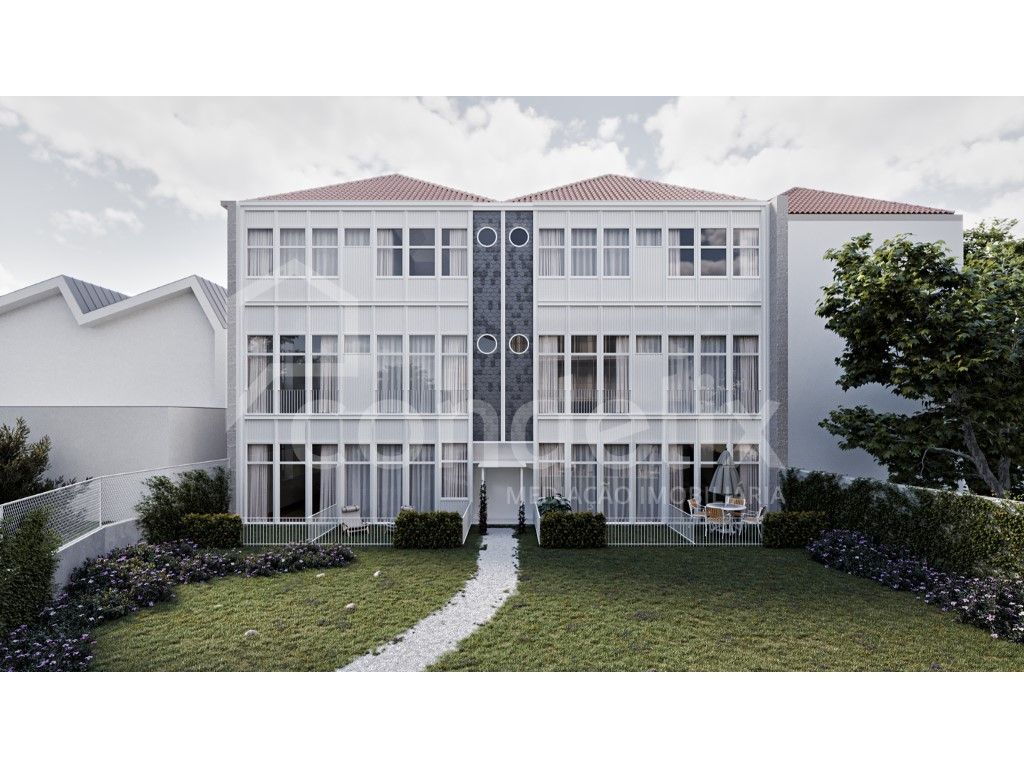 Apartamento T1+1 Dúplex em Construção - Próximo ao Hospital S. João