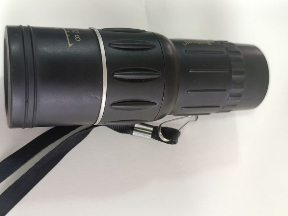 Монокуляр Bushnell "16×52 66m/8000m"