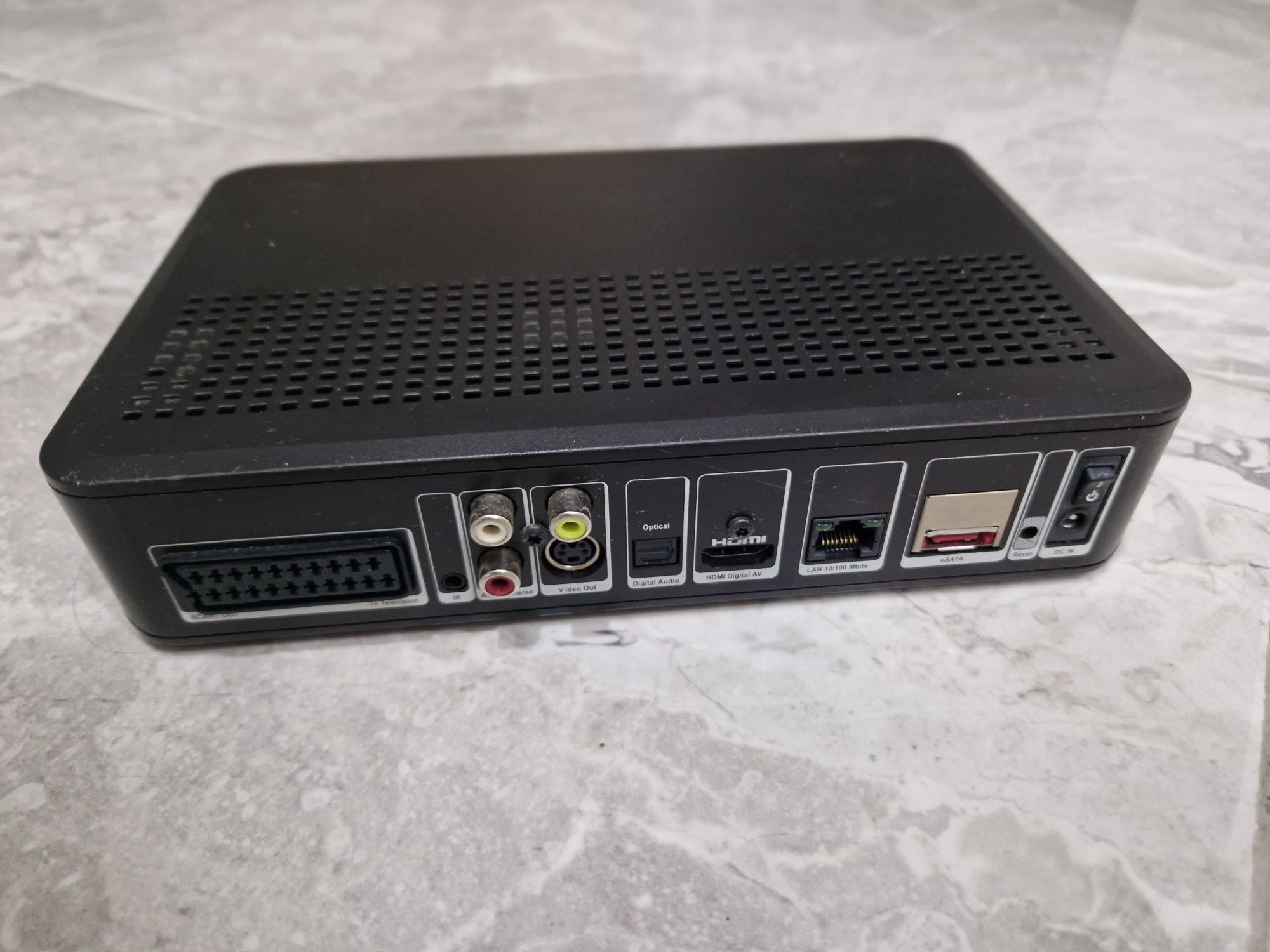 Box HDMI MEO bom estado