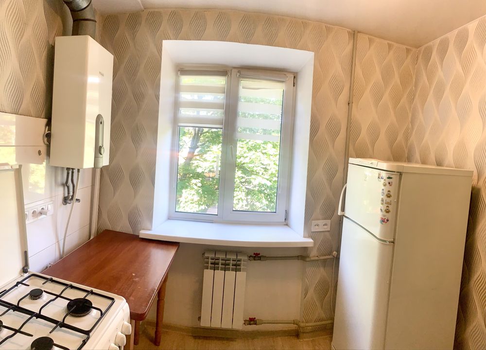 Продам 2 кім квартиру пр. Богдана Хмельницького