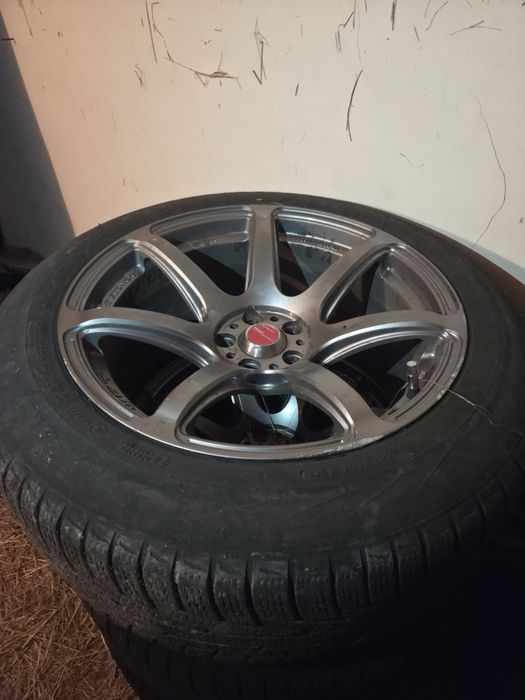 Комплект дисков с шинами