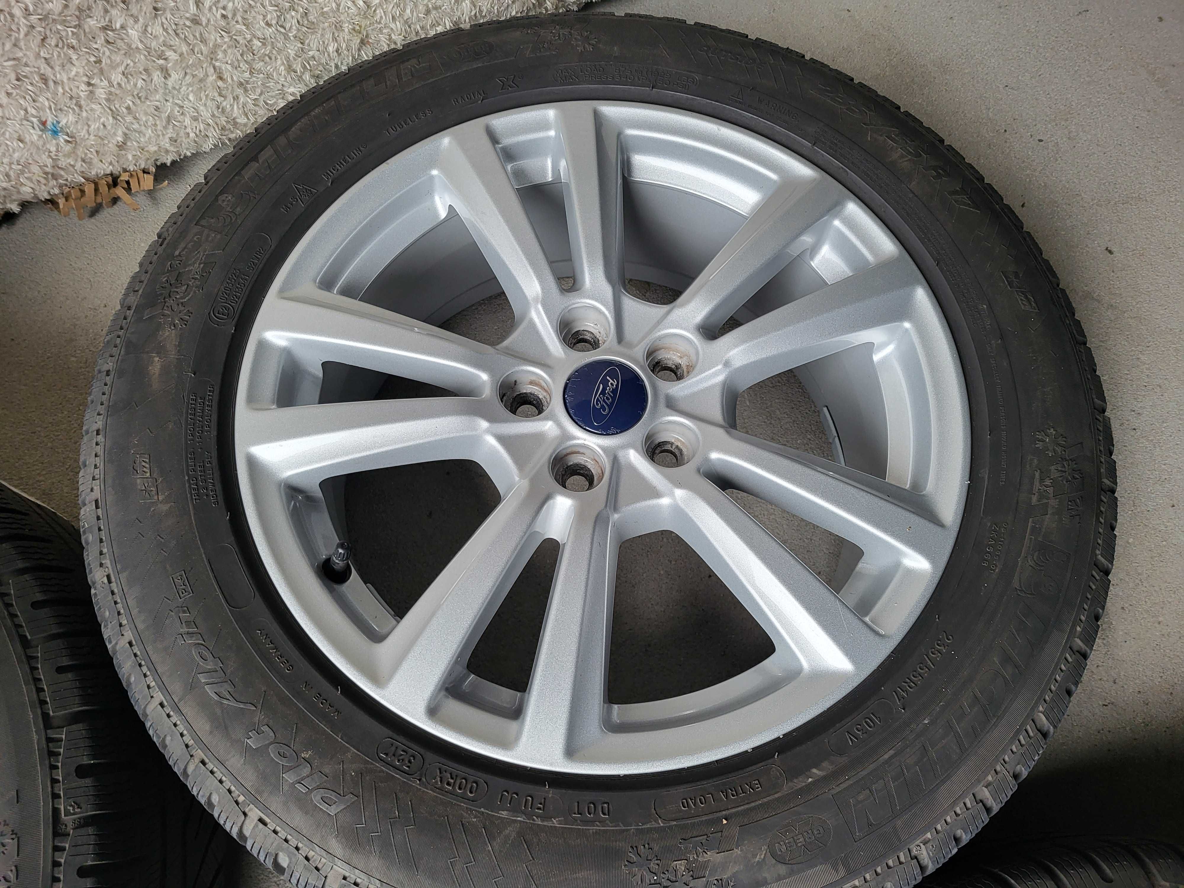 [k290] Koła zimowe 17 Cali 5x108 Michelin 235/55/17 FORD Kuga Smax
