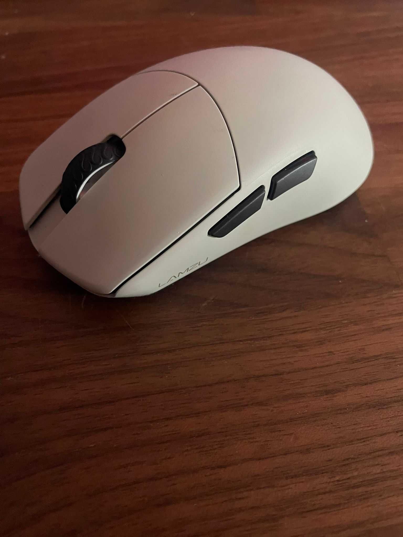 MAYA Wireless Superlight Gaming Mouse - Cloud Grey