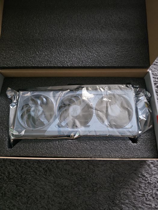 AMD Radeon 9070xt
