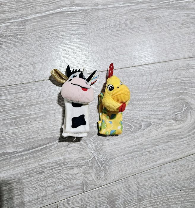 Grzechotki na rączki i nóżki dwie sztuki