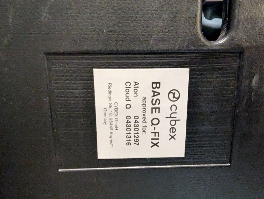 Fotelik Cybex Anton Q + baza Q-fix + prezent