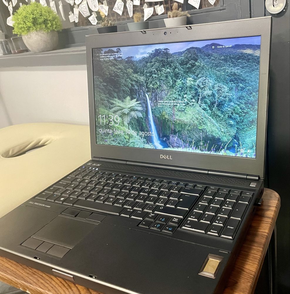 Dell Precision Portatil - Intel i7 16GB RAM 256 SSD