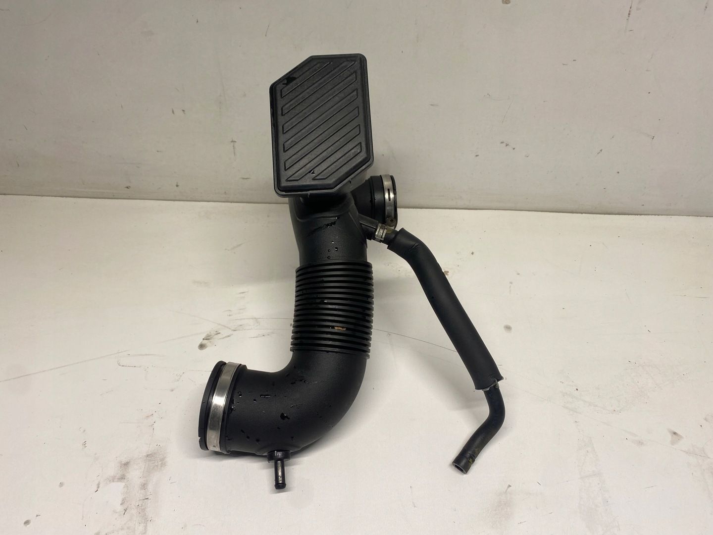 RURA DOLOT REZONATOR POWIETRZA HYUNDAI TUCSON II 1.6 BENZYNA 28130-D3400 15