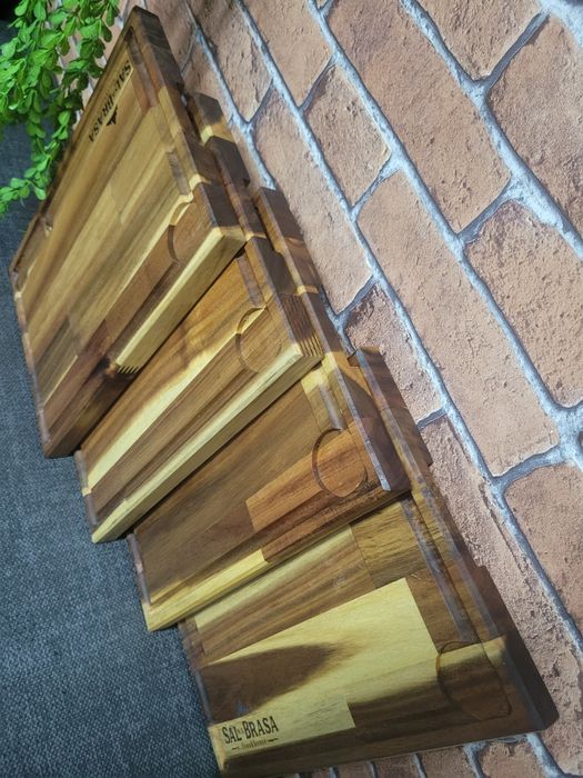 Tábua de madeira, Acácia, restaurante