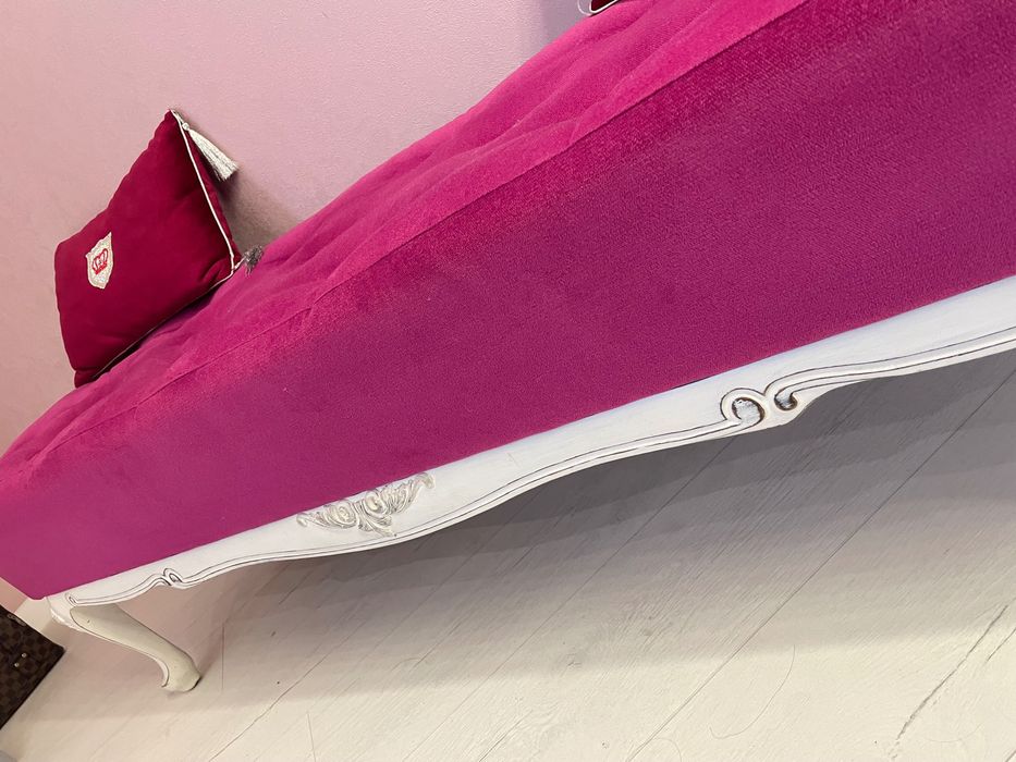 Диван банкетка для салона красоты