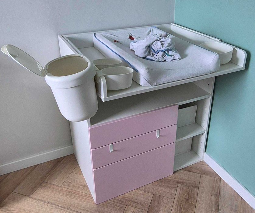 Przewijak SMASTAD IKEA różowe fronty