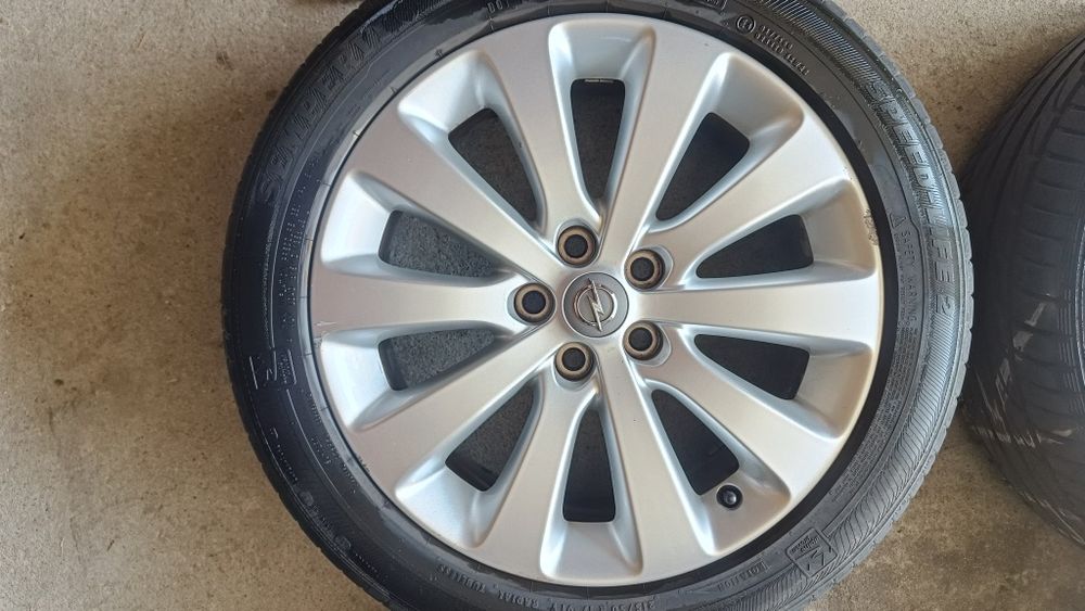 Felgi17 5*105 oryg Opel Astra opona lato 8mm kpl