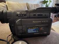 Відеокамера Panasonic VX70