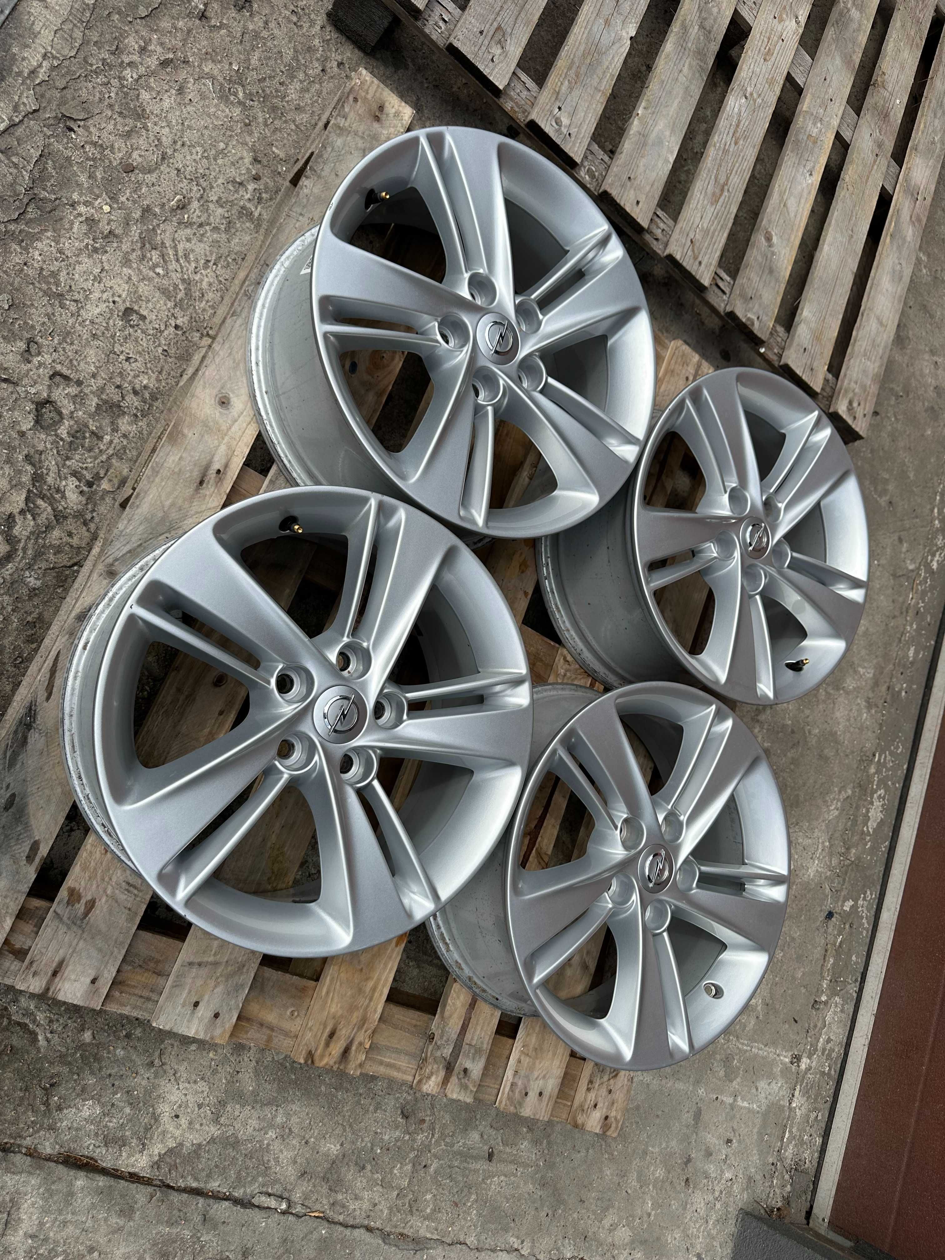 5x115 7,5j x 17" et45 Opel OE Insignia B komplet ORYGINAŁ