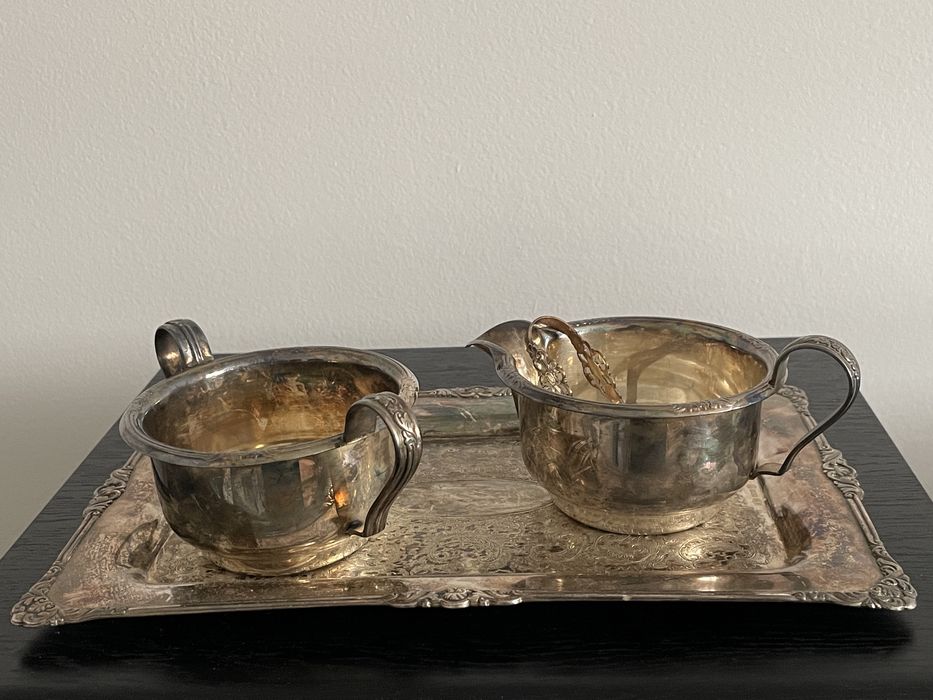 zestaw posrebrzany - cukiernica, mlecznik, tacka