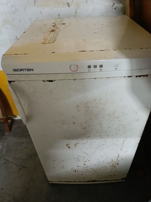 Arca congeladora a funcionar bem