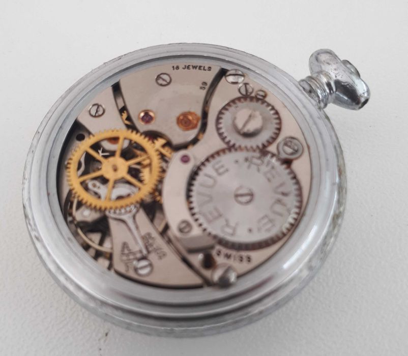 Relógio de bolso Revue + corrente