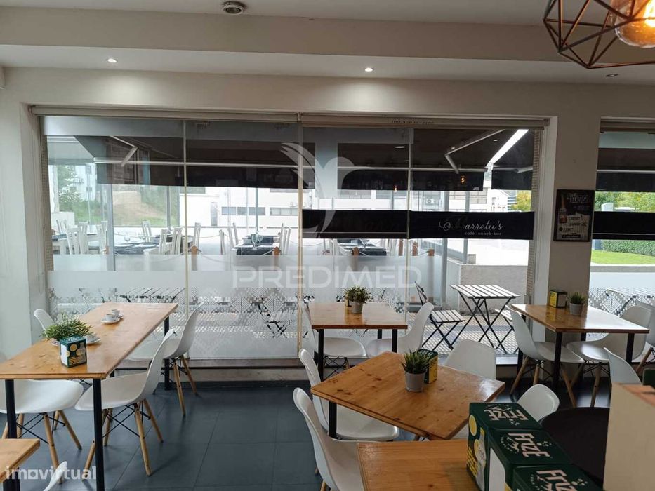 Trespasse De Café- Snack Bar O Barretu’s No Centro Da Cidade