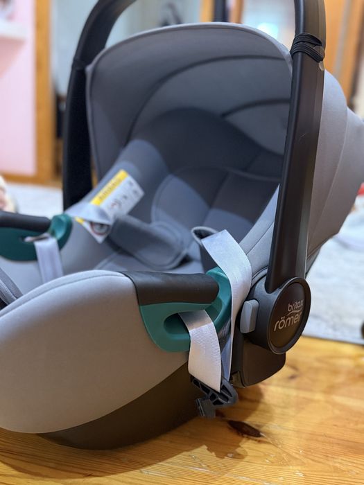 Дитяче автокрісло Britax römer