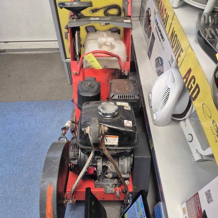 Przecinarka do betonu z silnikiem Honda; Komis Jasło Igielna