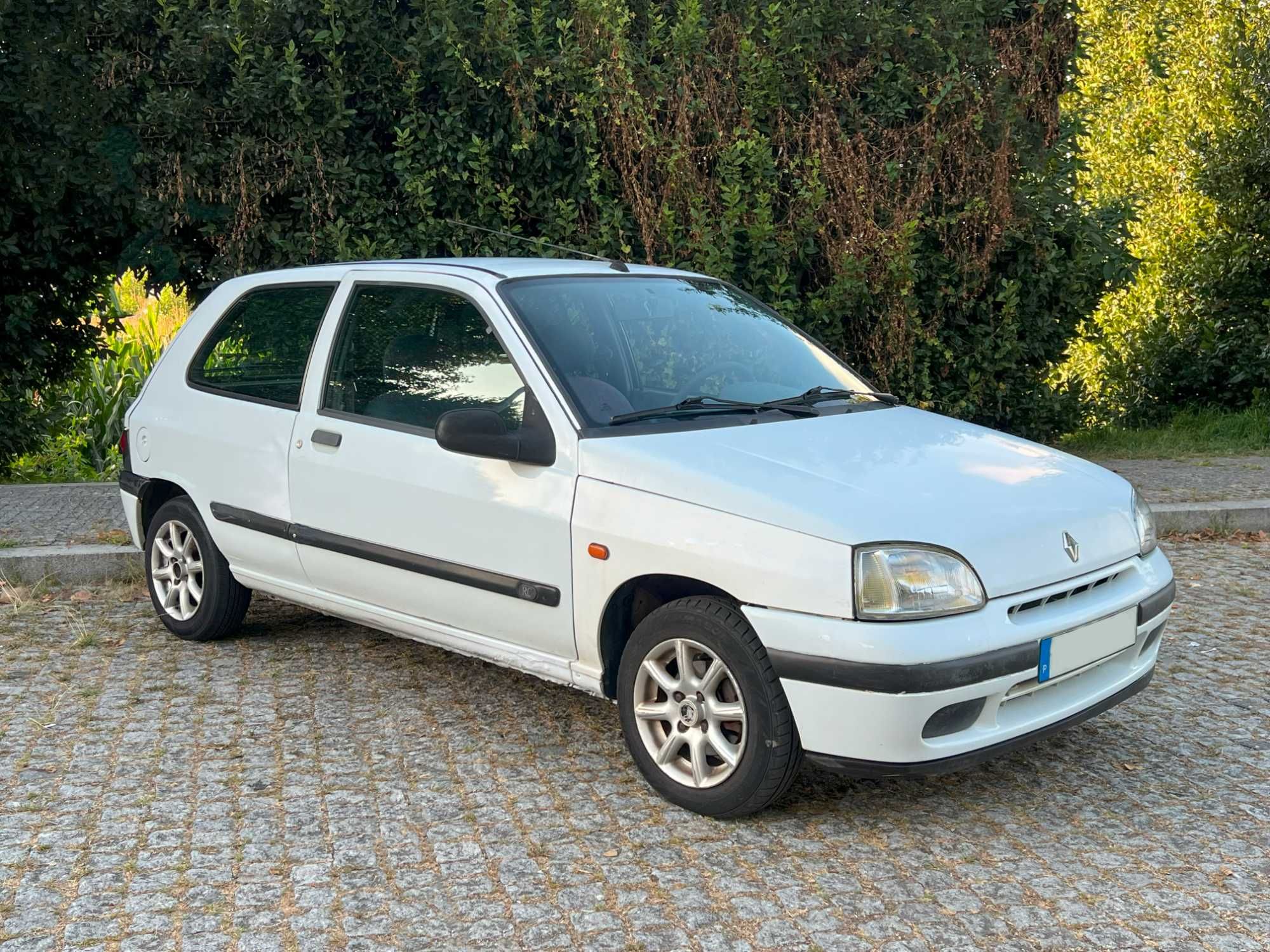 Renault Clio 1.9d Comercial