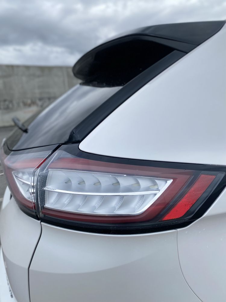 Ford Edge titanium