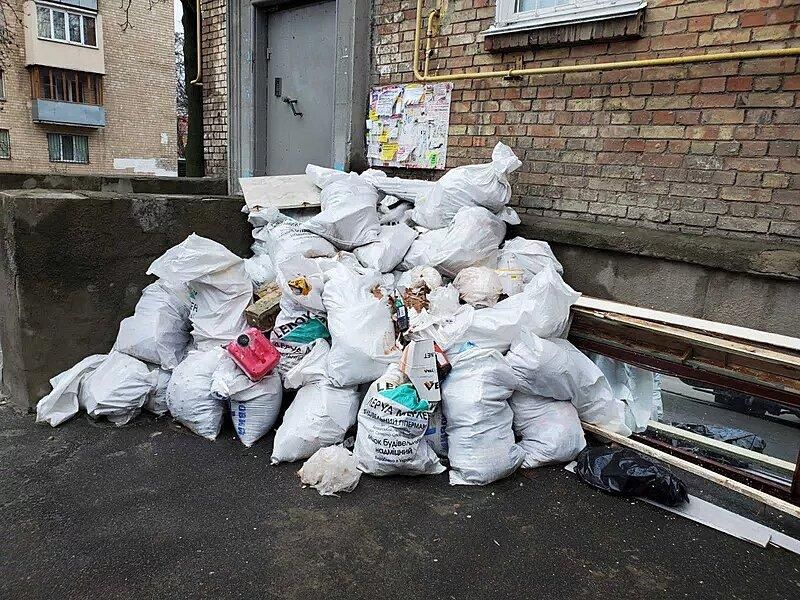 Вывоз мусора Вывоз старого хлама, мебели,мешков . Вивіз сміття Бус ЗІЛ