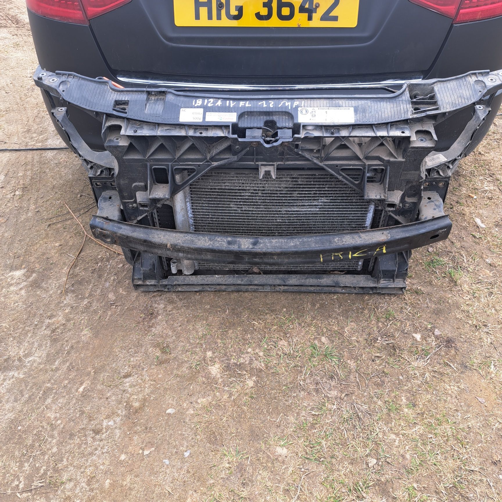 Pas przedni kompletny seat ibiza IV lift 4 1.2MPI wzmocnienie chlodnic