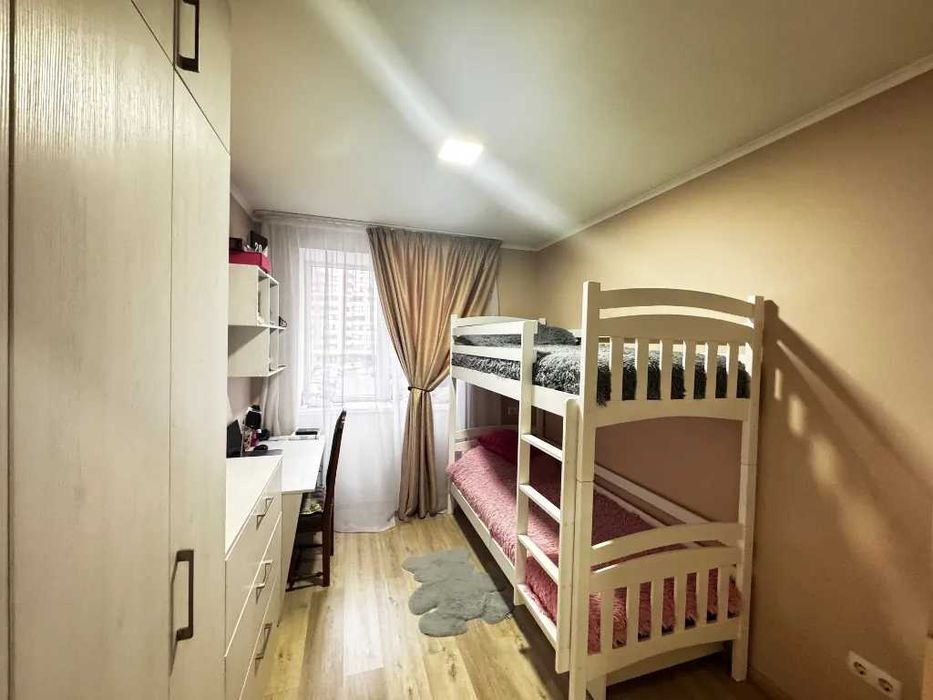 Продам двухкомнатную квартиру ЖК Днепровская Брама