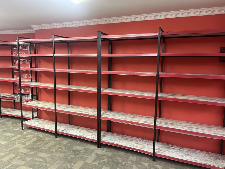 Продаж металевих  стелажів для товару