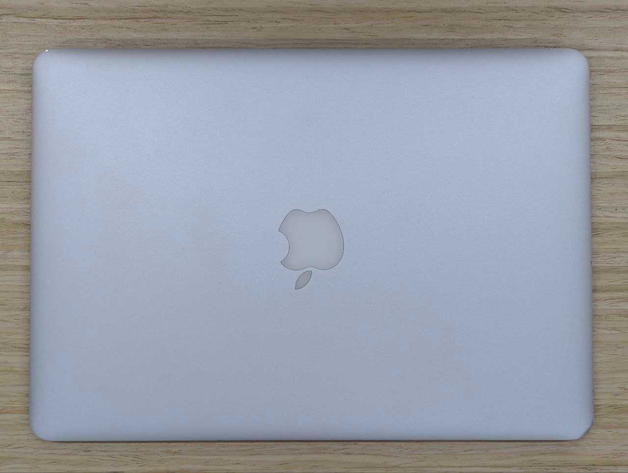 /7915/ MacBook Air 13" 2015 I7-5650U 2.2GHz 8GB RAM 512GB SSD Z0UU3