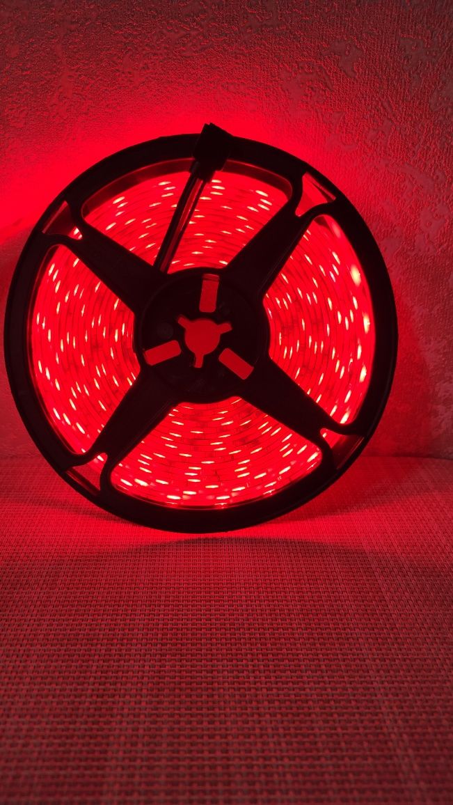 Гнучка світлодіодна стрічка SMD 5050 RGB bluetooth. Світлодіодна лента