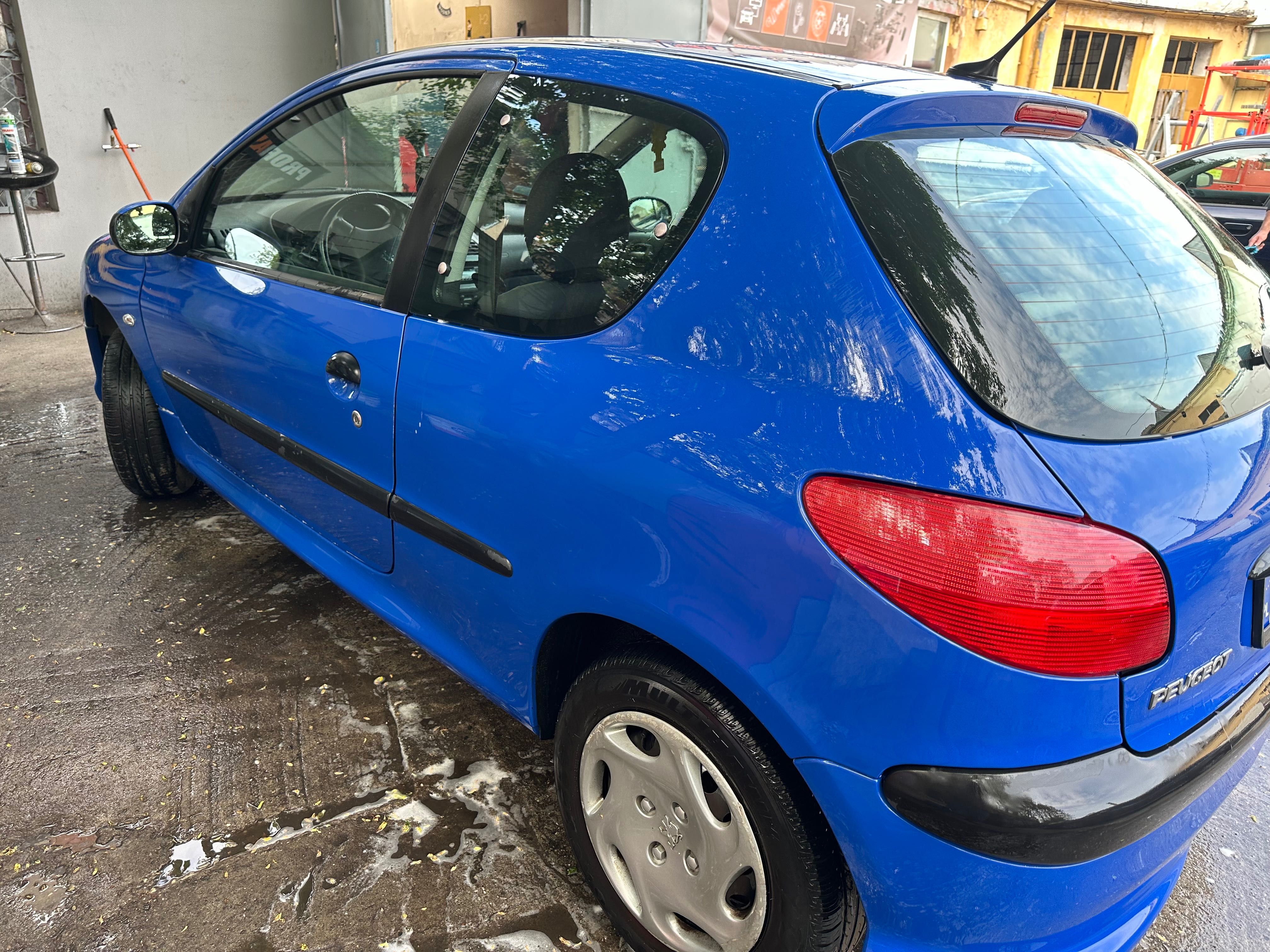 Peugeot 206  1.4 Color-line 2001 r