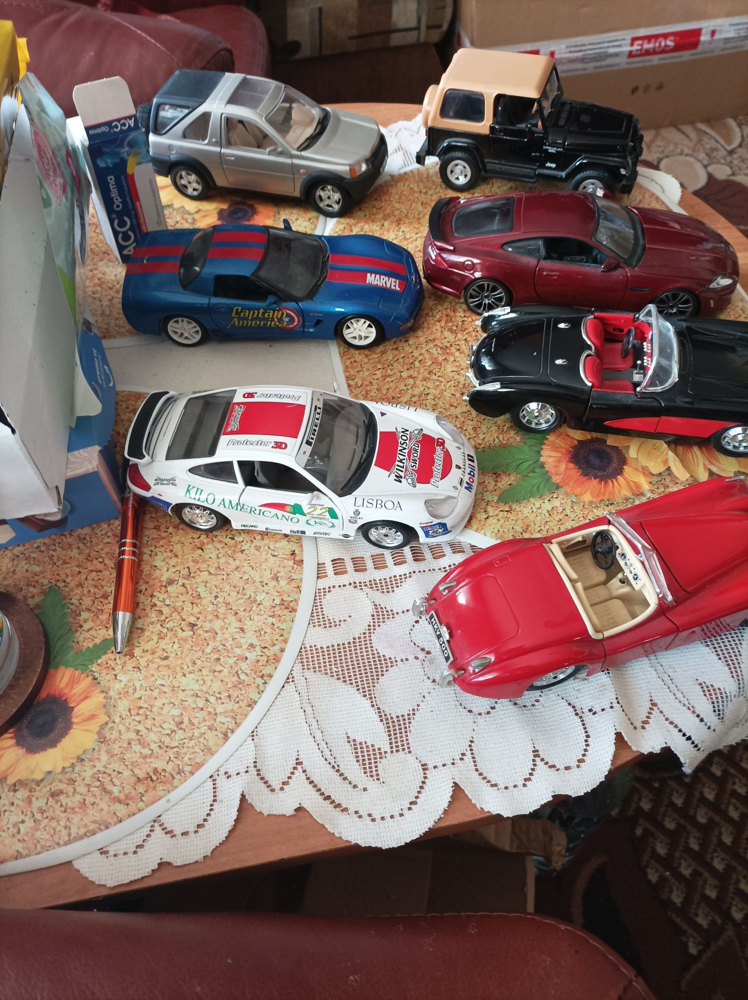 Modele Kolekcjonerskie Samochodów skala 1 24