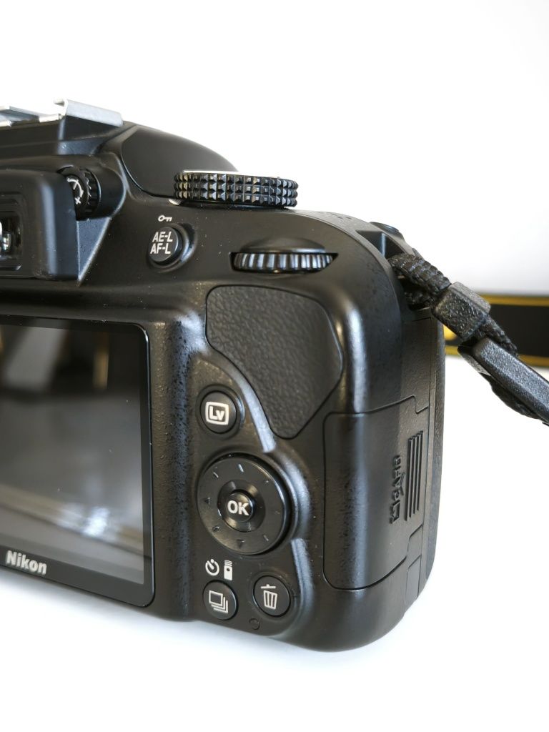 Aparat Nikon D3400 jak nowy + obiektyw Nikon 18-55 mega zestaw 24Mpx