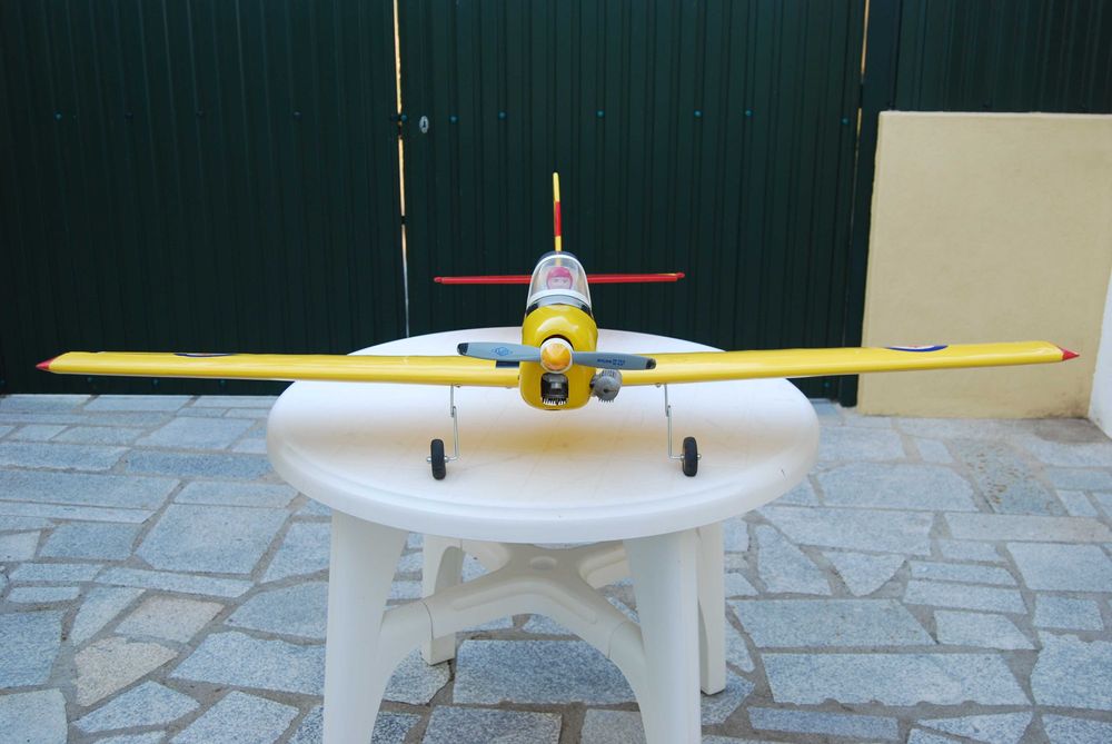 Avião aeromodelismo Chipmunk RCAF 2 tempos
