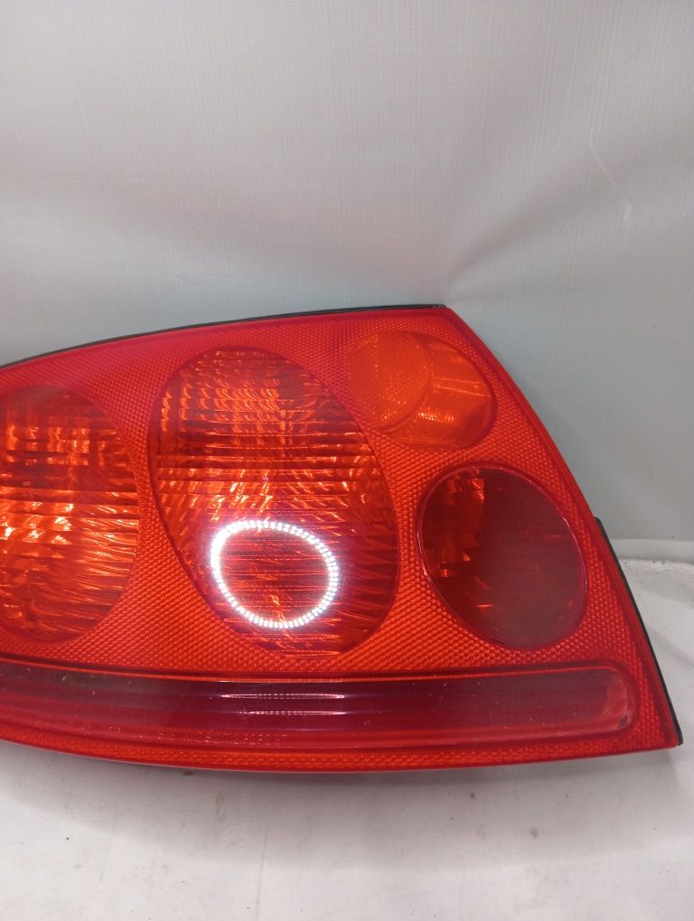 lampa tył tylna lewa Audi TT 8n
